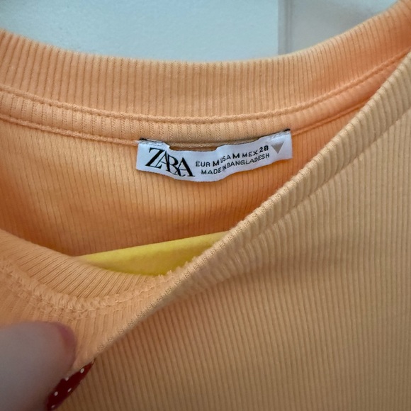 Zara Vibrant Orange Ruffle Sleeve Top - Picture 3 of 3